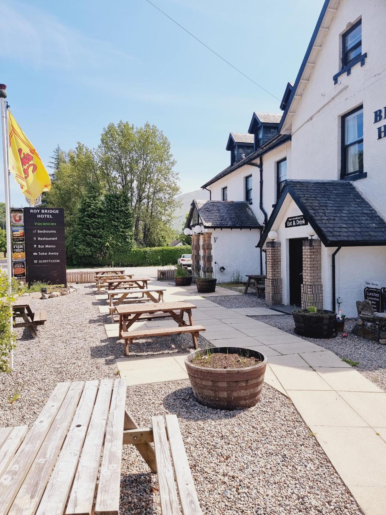Roy Bridge Hotel Fort William Buitenkant foto
